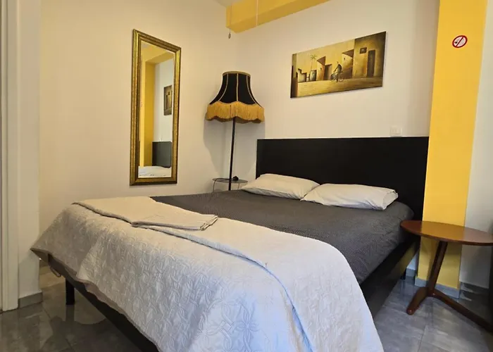 Great 35 Sq M Studio On 1St Floor In Bohemian Psyri In Athens' Historic Center-In Vivo Apartments
